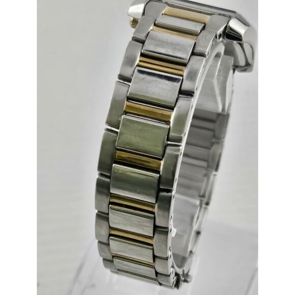 Ladies Seiko Solar V115-0CR0 Quartz Watch New Solar Battery Runs Great MSRP $175 - Picture 4 of 13